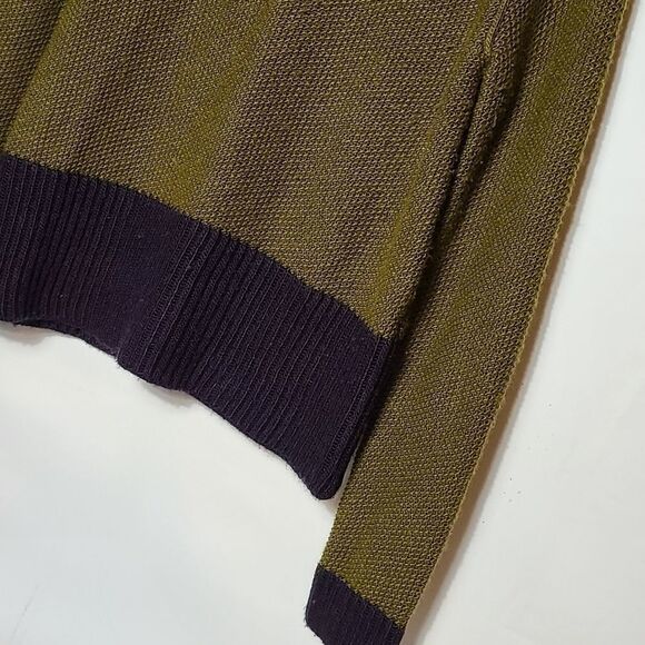 0,2nd Unique Green And Purple Women's sweater - Picture 8 of 9